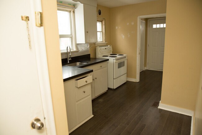 Building Photo - 15 Timgren Dr