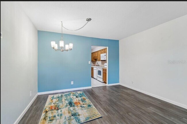 Foto del edificio - 11200 102nd Ave N