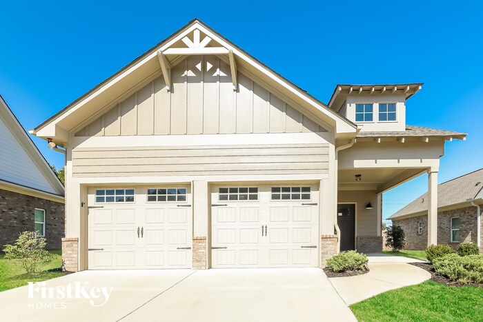 Primary Photo - 1397 Woodridge Pl