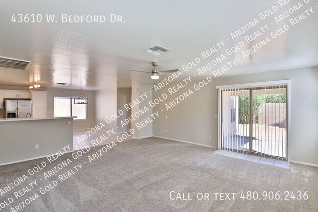 Foto del edificio - 43610 Bedford Dr