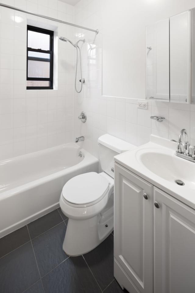 Foto del edificio - 1 bedroom in Long Island City NY 11104