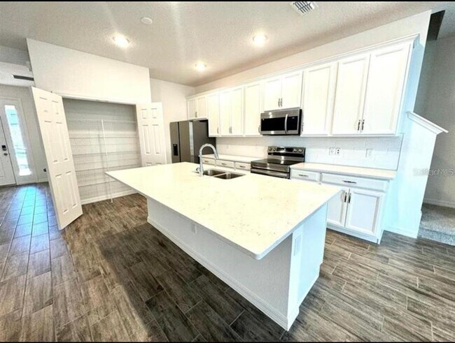 Foto del edificio - 7292 Canali Wy