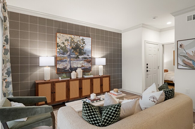 Building Photo - Cortland River Oaks