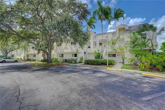 Building Photo - 3457 NW 44th St