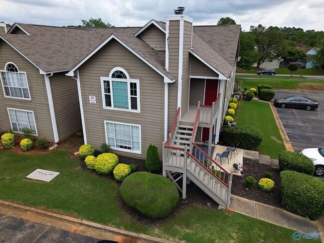 Foto del edificio - 258 Waters Edge Ln