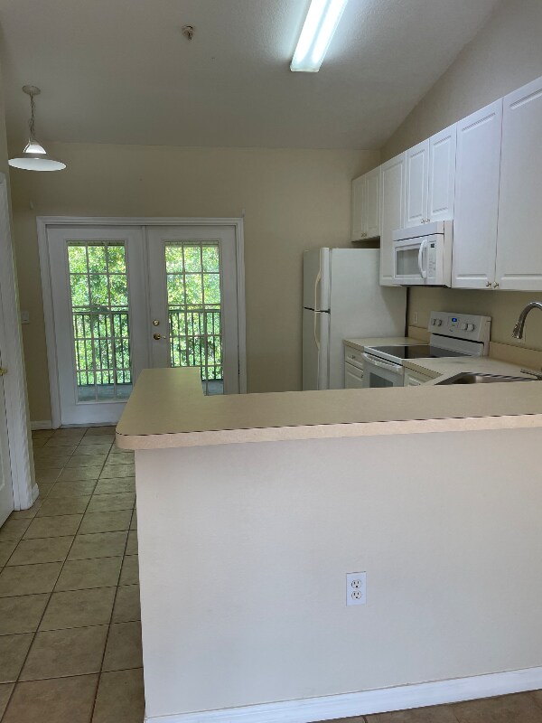 Building Photo - 145 Reserve Cir