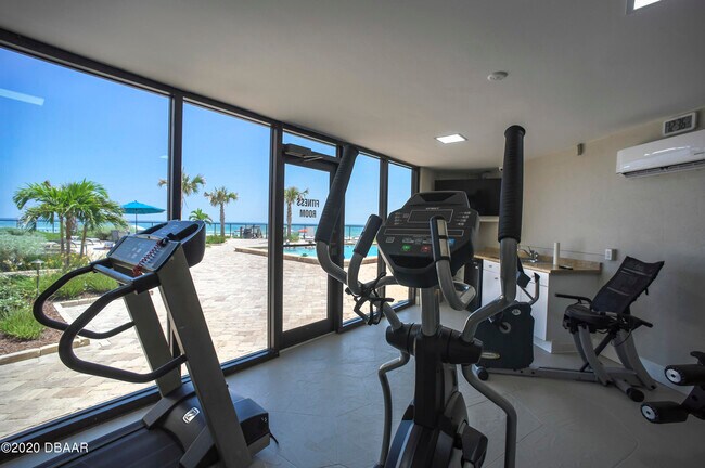 Foto del edificio - 3855 S Atlantic Ave