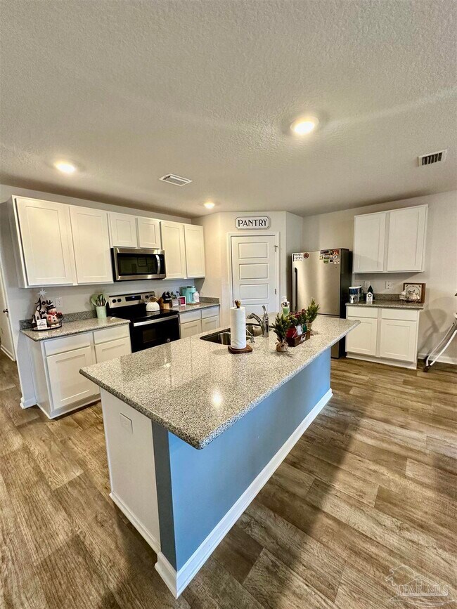 Foto del edificio - 2316 Kirkwood Dr