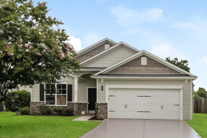 Primary Photo - 120 Hyrne Dr