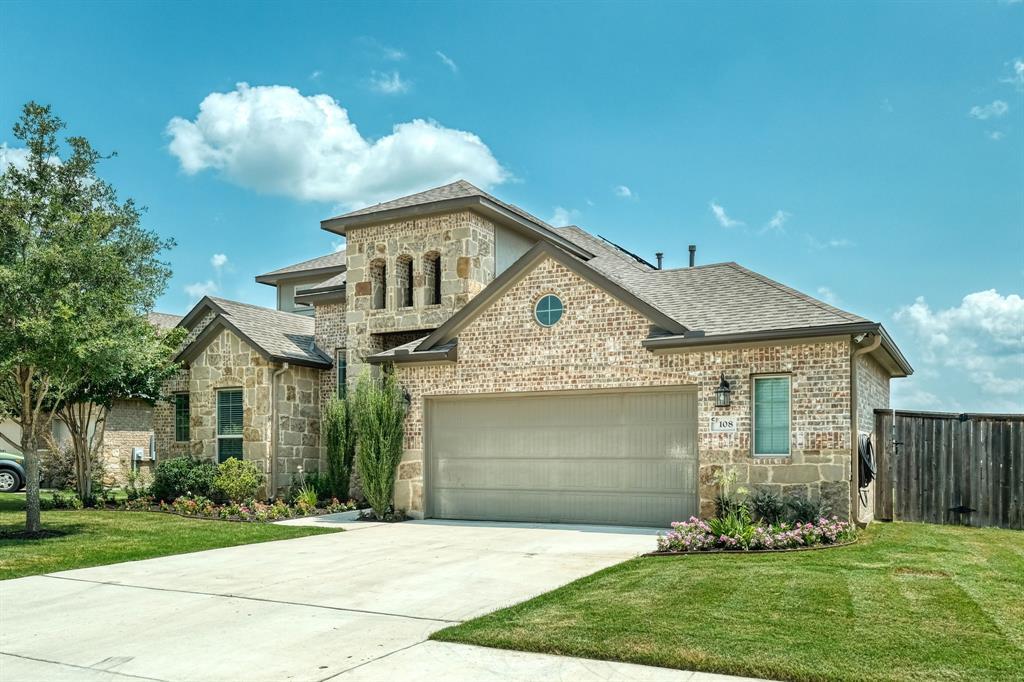Primary Photo - 108 Coral Bean Way