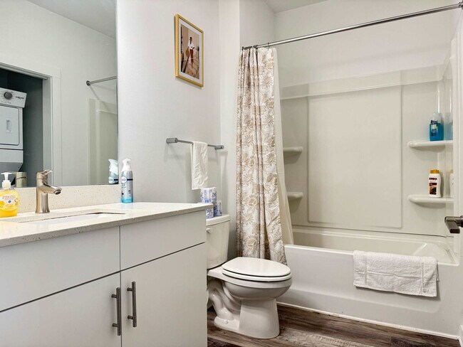 Foto del edificio - 542 Boulevard NE