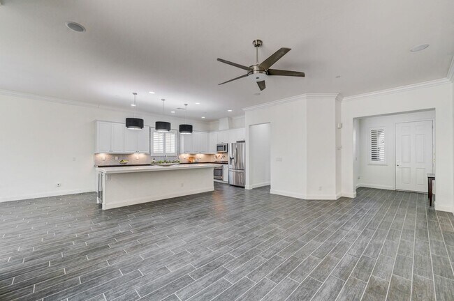 Foto del edificio - Luxury Single Story 3 Bedroom!