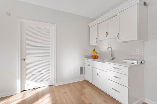 Building Photo - 47516 Anchorage Cir