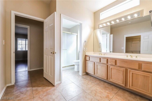 Building Photo - 3001 Anna Bay Dr