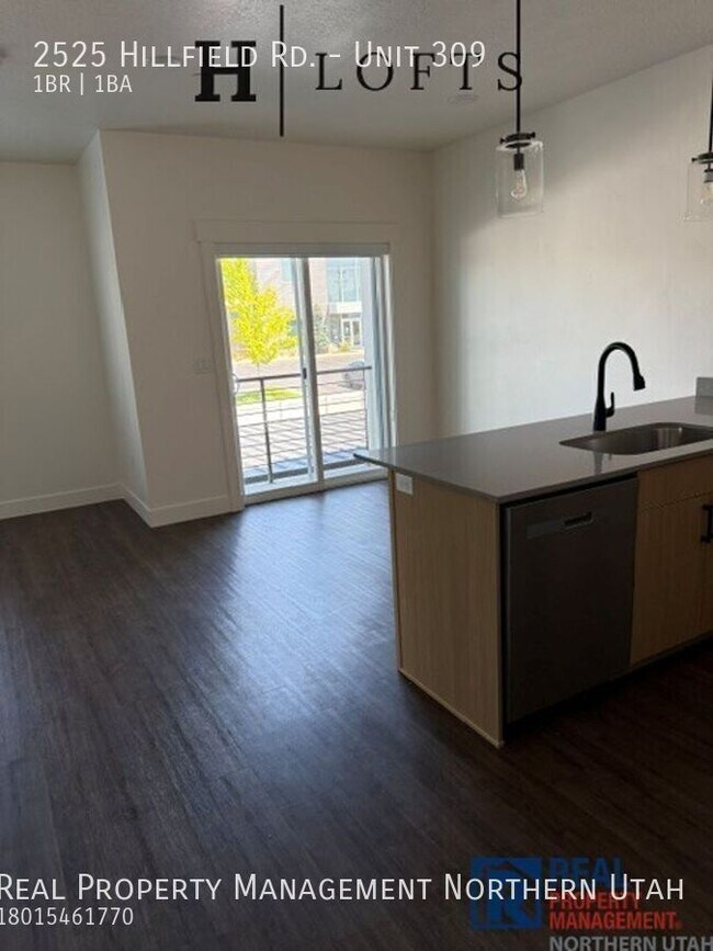 Foto del edificio - 2525 Hillfield Rd.-Unit 309