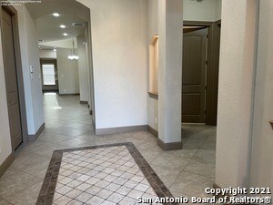 Foto del edificio - 5923 Dewdrop Ln