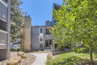 Building Photo - 9727 E Peakview Ave