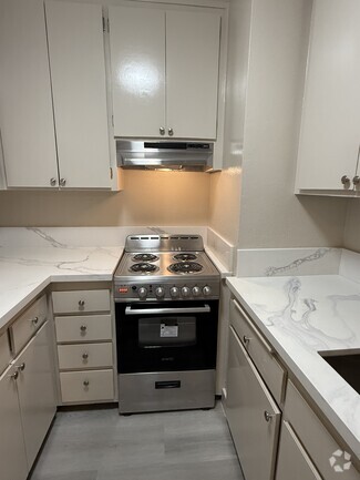 Building Photo - 256 S La Fayette Park Pl