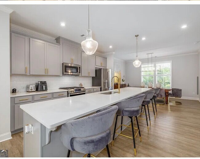 Foto del edificio - 3460 Hardy St