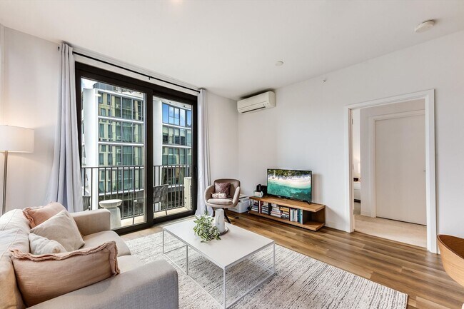 Foto del edificio - Experience luxury living at 'A'ali'i in the heart of Ward Village in Kaka'ako!