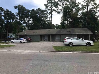 ¡Tu nuevo lugar! - 827 SW 64th Terrace