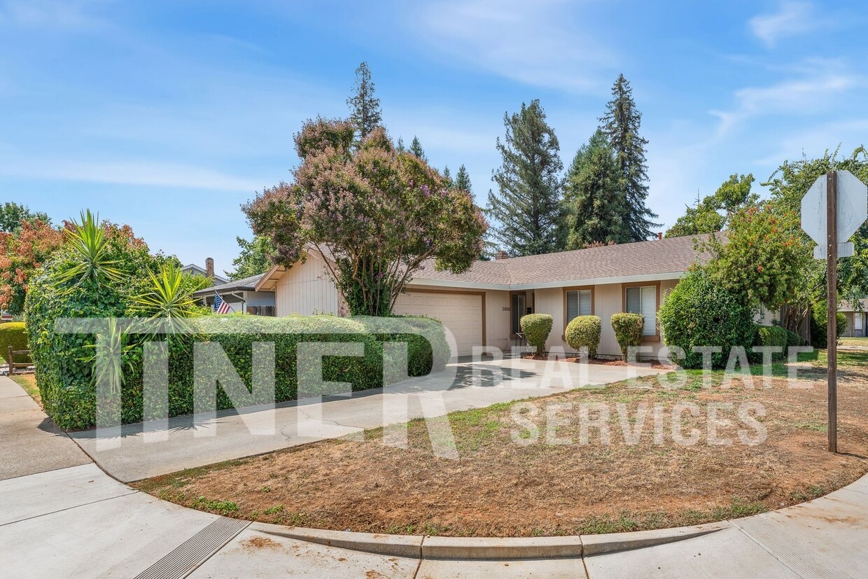 Photo - 3000 Nikol Street-