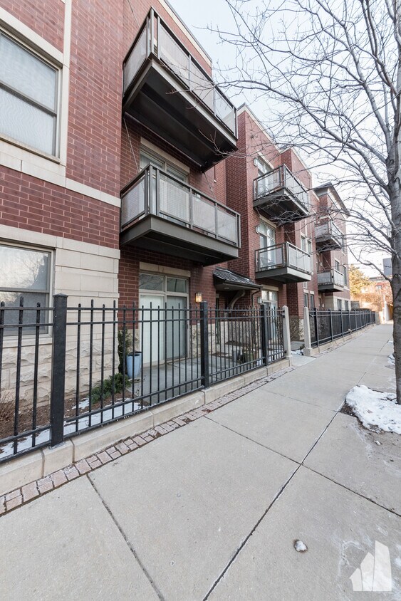 1515 S Halsted St, Chicago, IL 60607 Condo for Rent in Chicago, IL