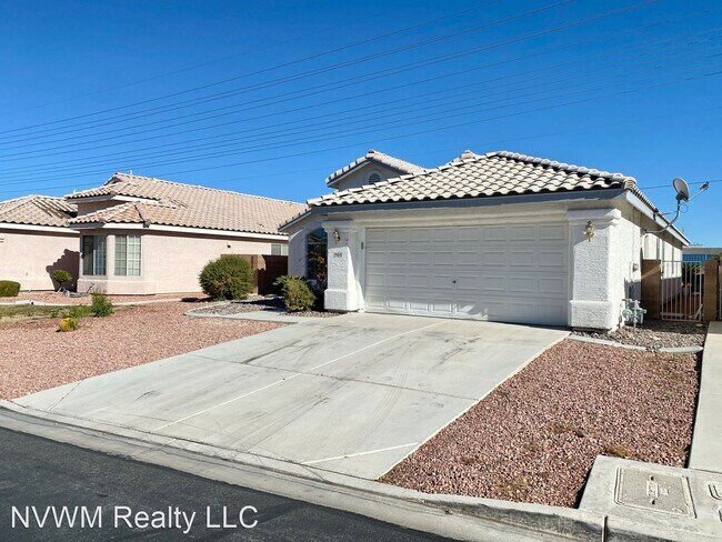 Building Photo - 4 br, 2 bath House - 1900 Crystal Glen Ct