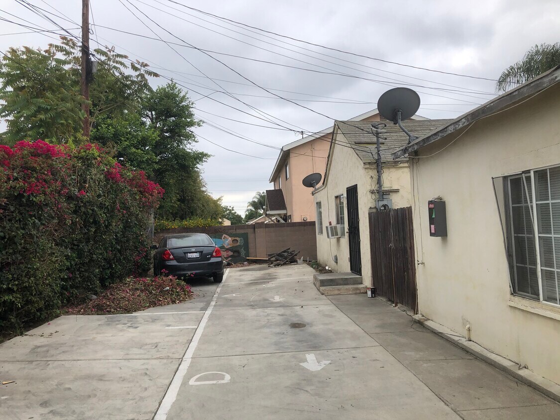 9720 Artesia Blvd Unit G, Bellflower, CA 90706 Apartments in Bellflower, CA