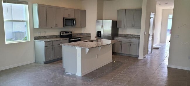 Building Photo - 1310 Mako Wy