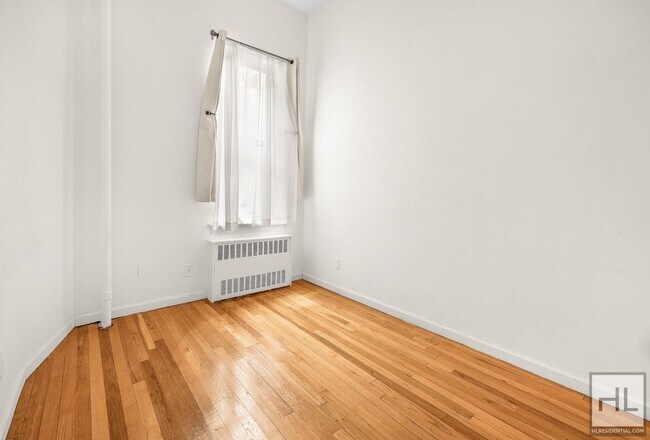 Building Photo - WEST 51 STREET