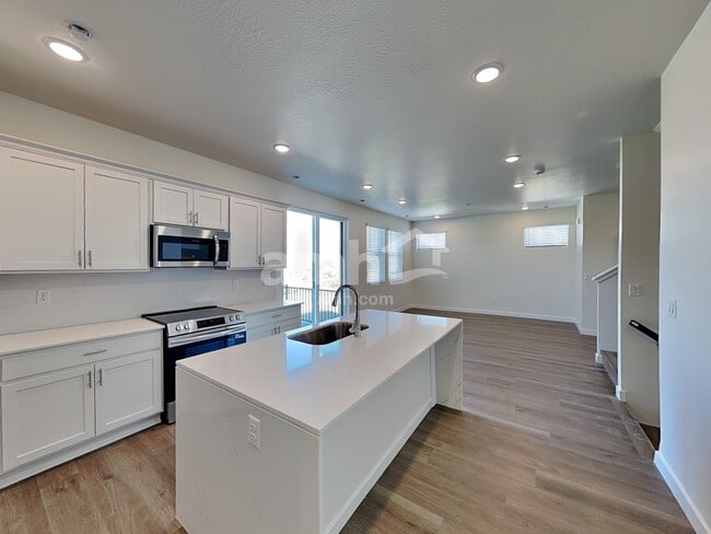 Foto del edificio - 4672 W Ore Strm Rd