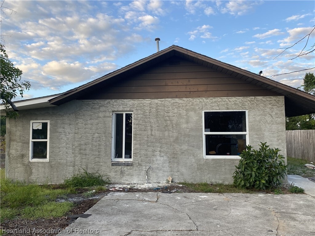 173 E Rainbow St, Avon Park, FL 33825 House Rental in Avon Park, FL