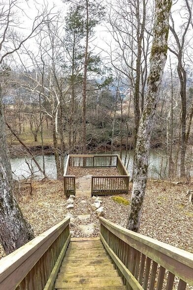 Foto del edificio - 3136 Brook Hill Dr