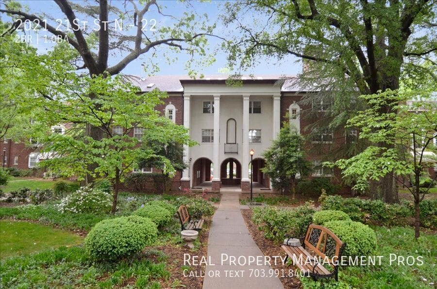 Photo - 2021 21St St N-22