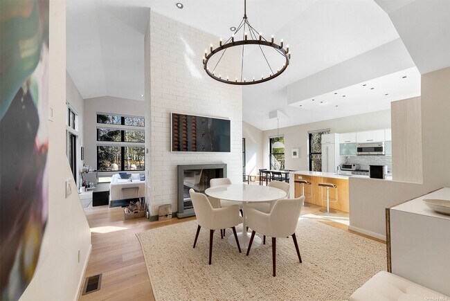 Foto del edificio - 10 High Point Rd