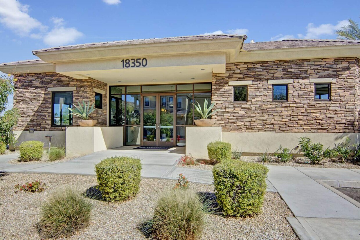 Cobalt on 32nd Street 18350 N 32nd St Phoenix, AZ Apartments for