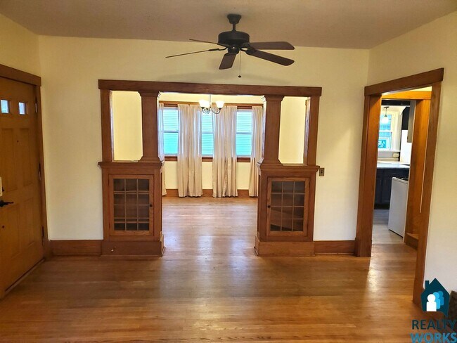 Foto del edificio - Charming 4 (+1) Bed Home!