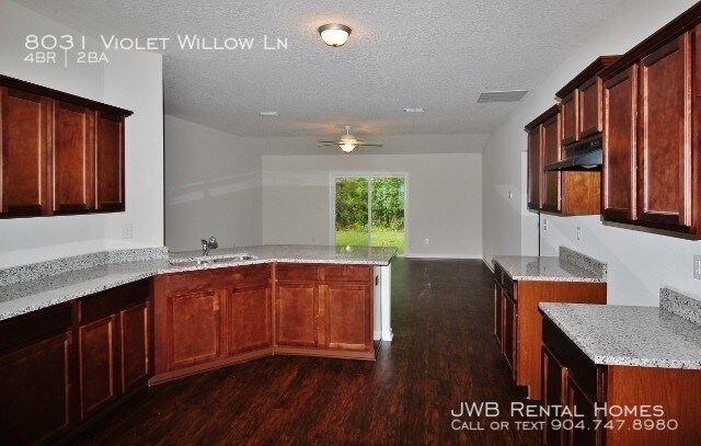 Building Photo - 8031 Violet Willow Ln