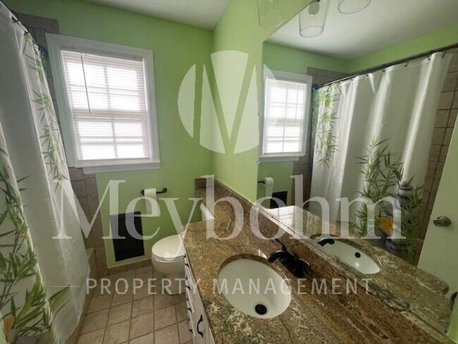 Building Photo - 2111 Vireo Drive- Lynnhurst