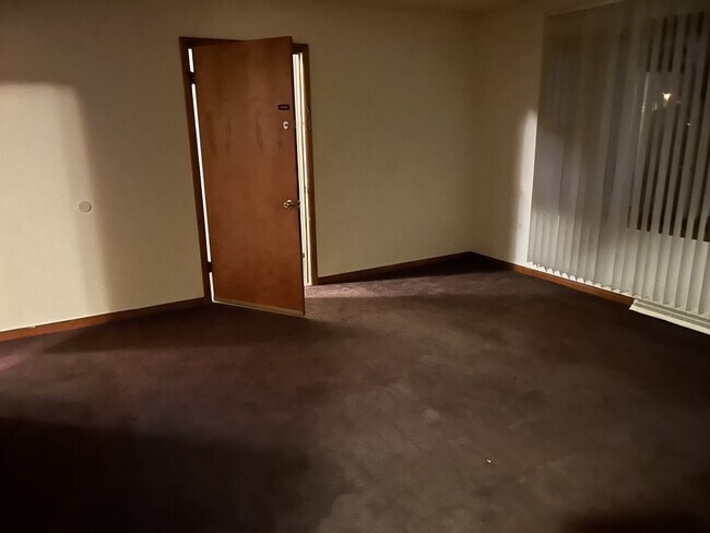 Foto del edificio - 8228 W Grantosa Dr