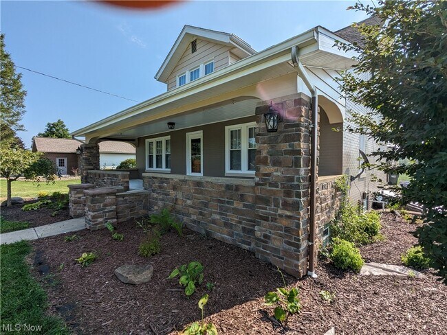 Building Photo - 6853 Winfield Strasburg Rd NW