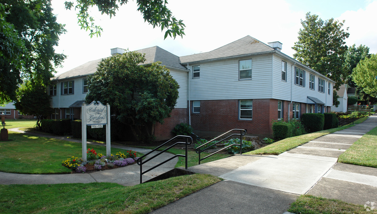 Creative Ann Arbor Apartments Portland with Modern Garage