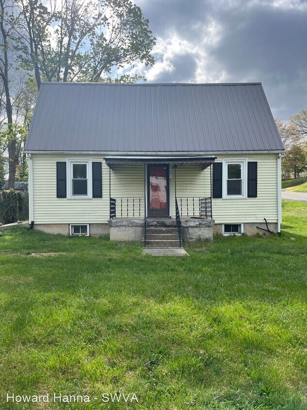 5 br, 2 bath House 1227 Westside Blvd. NW House for Rent in Roanoke