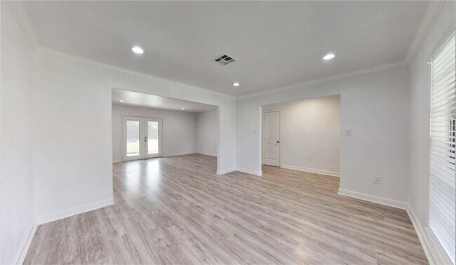 Foto del edificio - 9023 Dunlap St