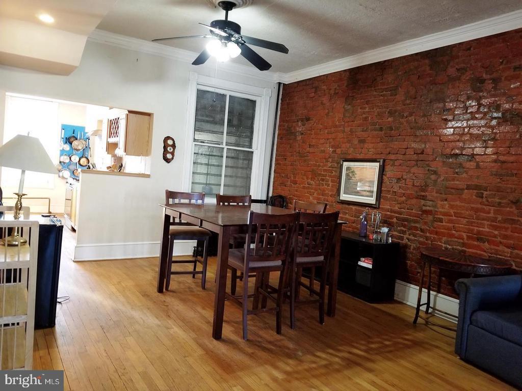 Foto principal - 1377 F St NE