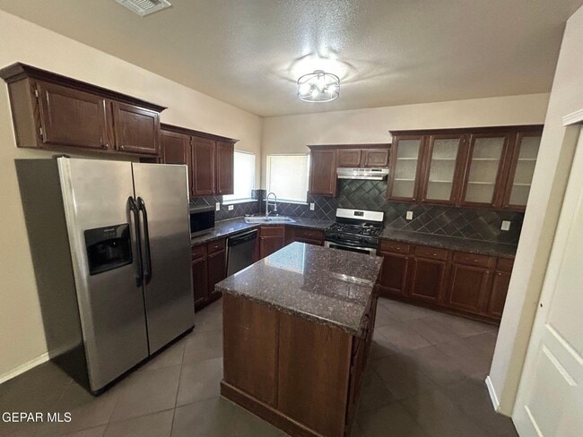 Building Photo - 12857 Little Misty Ln