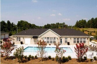 Building Photo - The Waverly