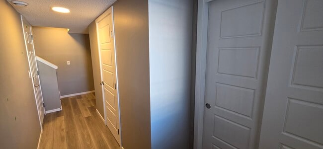 Building Photo - 20431 16 Av NW