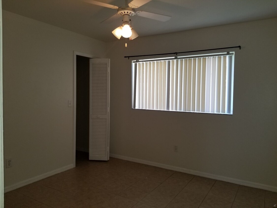 Primary Photo - 3/2 Single Family Home with Garage Availab...